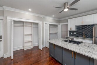 1000 N Carroll Ave in Dallas, TX - Building Photo - Building Photo