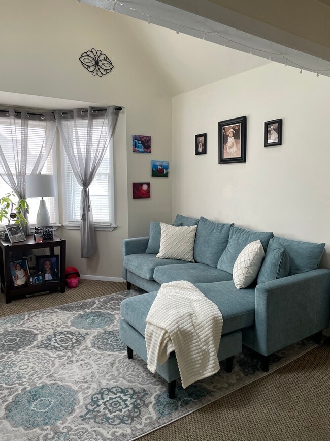2204 Jackson Ave, Unit 2
