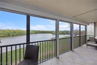 15 Bluebill Ave in Naples, FL - Building Photo - Building Photo