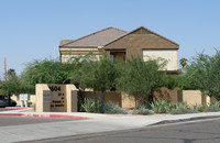 16040 N 27th St in Phoenix, AZ - Foto de edificio - Building Photo