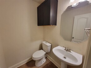 9717 Sinclair St in Fort Worth, TX - Building Photo - Building Photo