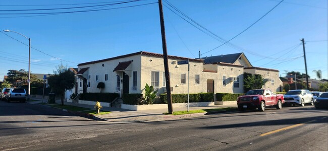 534-538 Euclid Ave in Los Angeles, CA - Building Photo - Building Photo