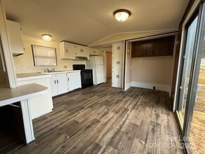 2183 Triplett Rd in Mount Ulla, NC - Building Photo - Building Photo