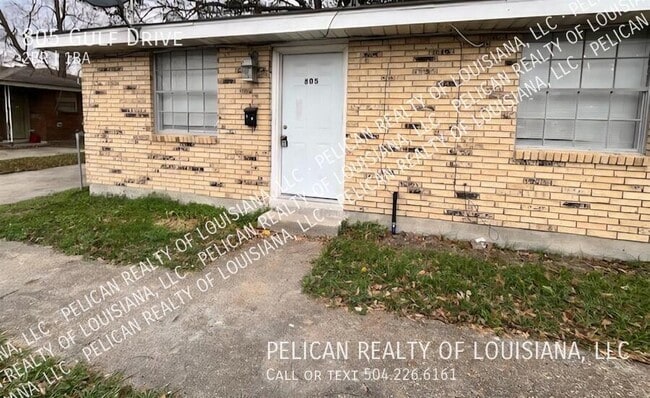 property at 805 Gulf Dr