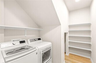 1607 Denesa Dr in Austin, TX - Building Photo - Building Photo