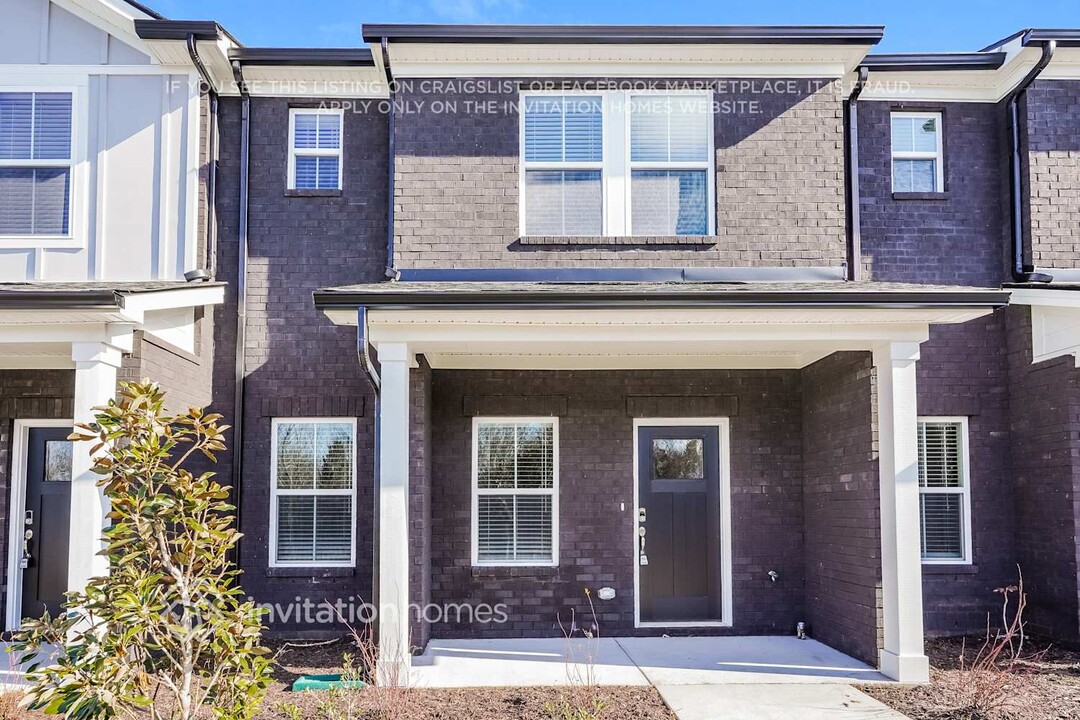 144 Maybrook Dr in Lebanon, TN - Foto de edificio