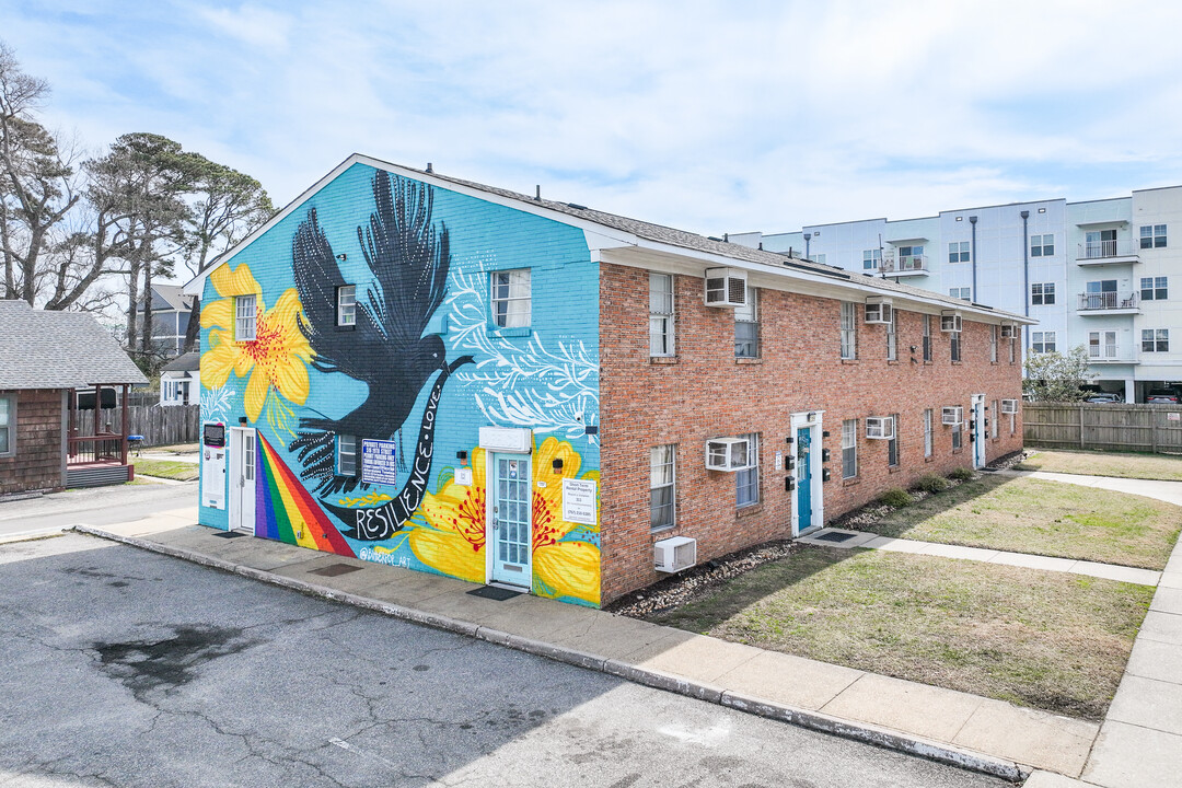 516-518 19th St in Virginia Beach, VA - Building Photo