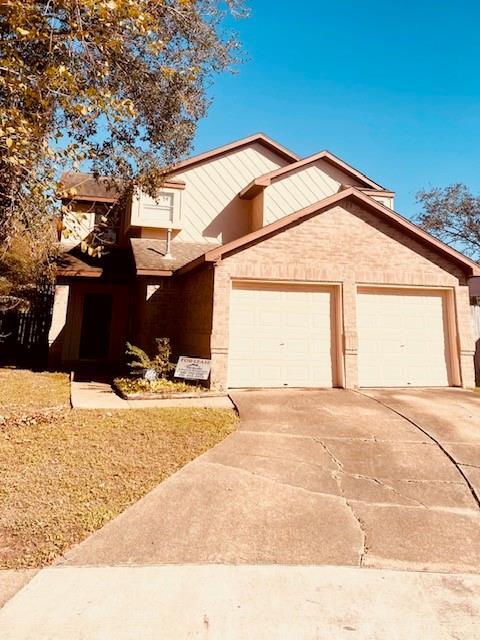 15811 St Lawrence Cir in Friendswood, TX - Building Photo