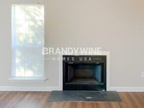 425 Hannah Dr in Temple, GA - Foto de edificio - Building Photo