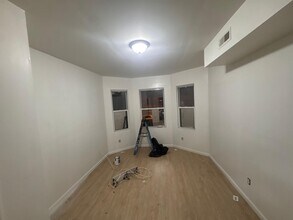 60 S 12th St, Unit 1 in Newark, NJ - Foto de edificio - Building Photo