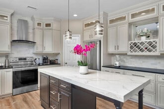 10614 Moberly Ct in Charlotte, NC - Foto de edificio - Building Photo