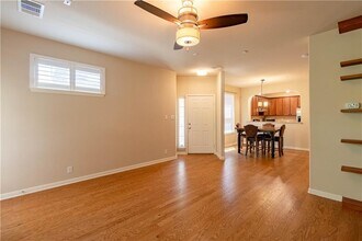 1310 W Parmer Ln-Unit -2002 in Austin, TX - Building Photo - Building Photo