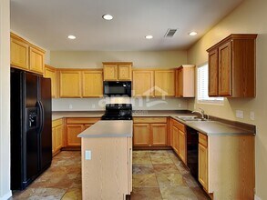 9318 N 186th Ln in Waddell, AZ - Foto de edificio - Building Photo