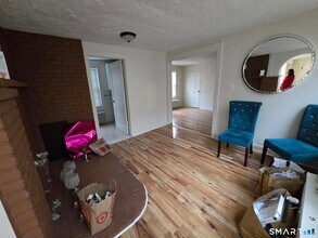 157 Eastern Ave in Waterbury, CT - Foto de edificio - Building Photo