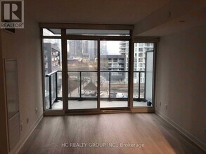 70 Queens Wharf Rd in Toronto, ON - Building Photo - Building Photo