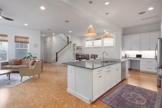 2817 Sorin St in Austin, TX - Building Photo - Building Photo