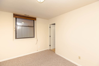 3509 N Racine Ave, Unit 3509-GDN in Chicago, IL - Building Photo - Building Photo