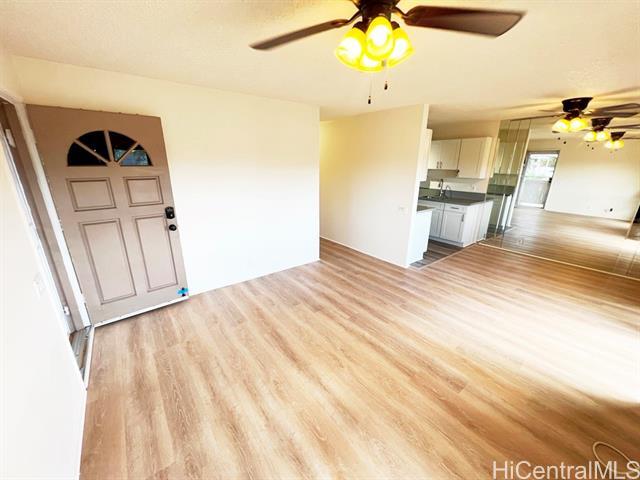 91-1068 Mikohu St in Ewa Beach, HI - Building Photo