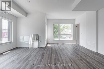 20-T20 Ed Clark Gdns in Toronto, ON - Building Photo - Building Photo