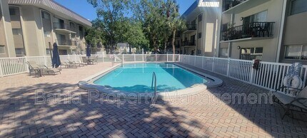 4611 W Fig St in Tampa, FL - Building Photo - Building Photo