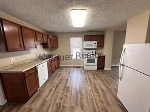 506 W 10th St in Ashland, OH - Building Photo - Building Photo