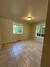 4181 NW Jasmine Pl in Corvallis, OR - Foto de edificio - Building Photo
