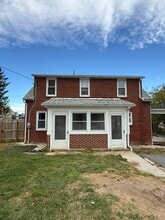 870 E Main St in Mount Joy, PA - Building Photo - Building Photo