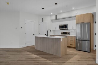 1035 Melanson Rd in Dieppe, NB - Building Photo - Building Photo