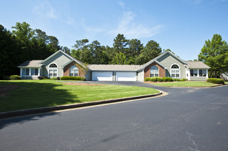 The Crossing of East Cobb in Marietta, GA - Building Photo - Building Photo