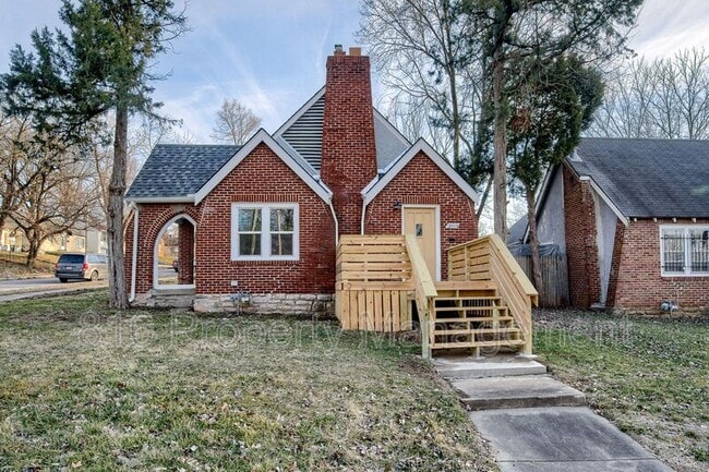 property at 2819 E 63rd St