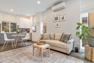 762 Belmont Pl E, Unit GO ID1036001P in Seattle, WA - Building Photo