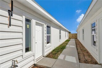 12 Estevan St in Mission, TX - Building Photo - Building Photo