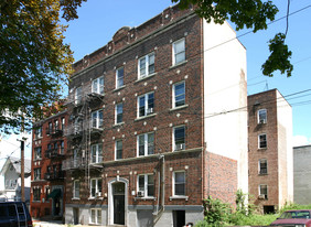 546 Bergen Ave in Jersey City, NJ - Building Photo - Building Photo