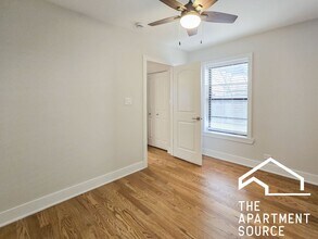 516 W Cornelia Ave in Chicago, IL - Building Photo - Building Photo