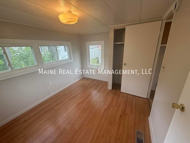 799 Stillwater Ave in Old Town, ME - Building Photo - Building Photo
