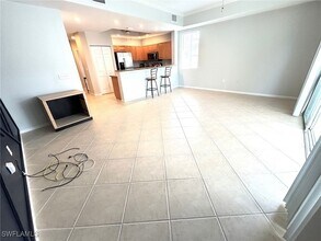 13129 Broadhurst Loop in Ft. Myers, FL - Foto de edificio - Building Photo