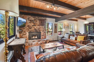 5845 Sudan Rd in Carnelian Bay, CA - Building Photo - Building Photo