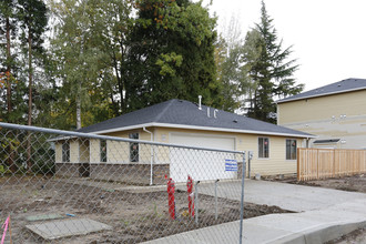 Johnson Street Apartments in Beaverton, OR - Building Photo - Building Photo