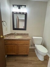 12200 Alderbrook Dr in Austin, TX - Building Photo - Building Photo