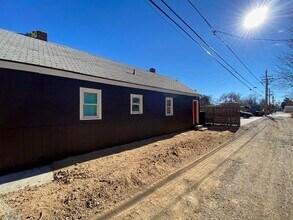 105 N Public Rd, Unit C in Lafayette, CO - Foto de edificio - Building Photo