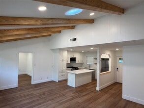 6712 Bryn Mawr Dr in Austin, TX - Building Photo - Building Photo