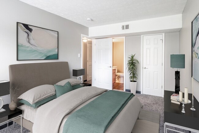 Tates Creek Crossings in Lexington, KY - Foto de edificio - Building Photo