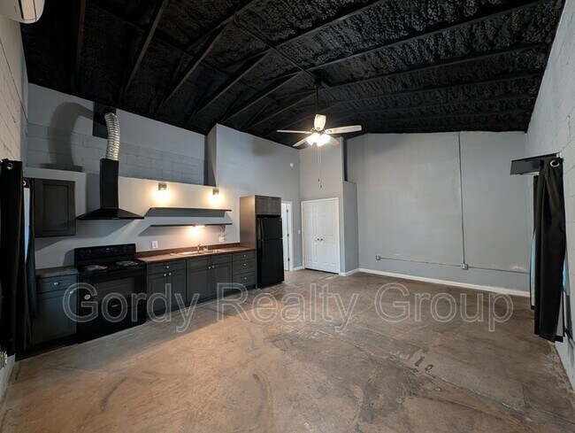 2807 Bertram St in Marianna, FL - Building Photo - Building Photo