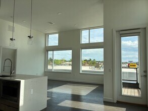 1616 S Broadway, Unit 308 in Denver, CO - Foto de edificio - Building Photo