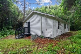 602 Ross Rd in Lillington, NC - Foto de edificio - Building Photo