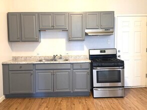 1711 N Kimball Ave in Chicago, IL - Building Photo - Building Photo