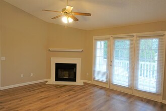 205 Pelham Square Way in Greer, SC - Building Photo - Building Photo