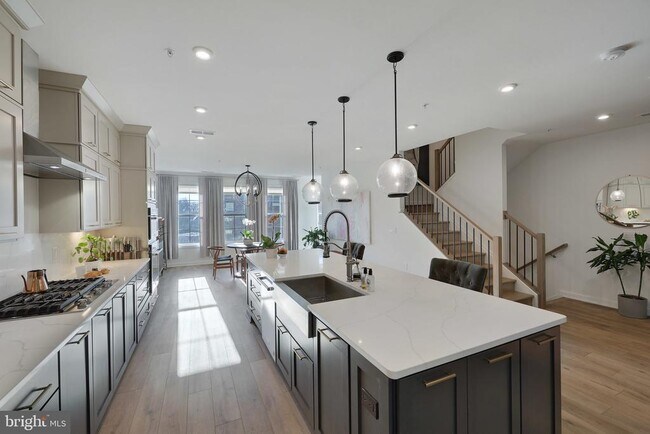 7514 Sawyer Farm Wy