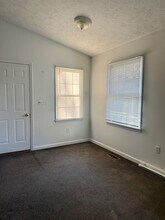 834 Ellis Ave, Unit 834 Ellis Ave in Ashland, OH - Building Photo - Building Photo