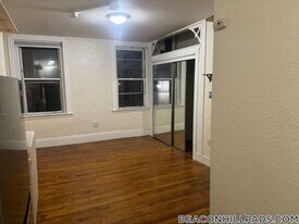 72 Revere St, Unit 1F in Boston, MA - Building Photo